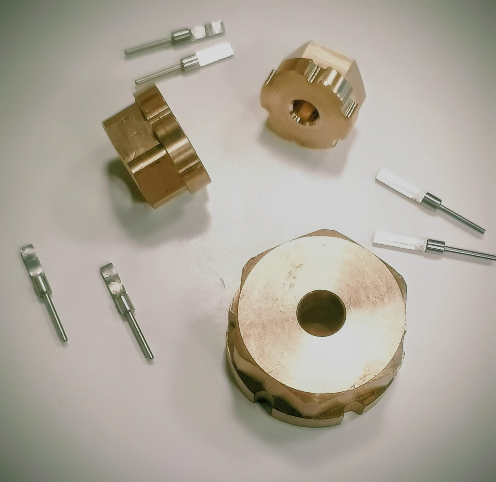 Max Prop® nut for Classic propeller, 2 or 3 blades (including nut locking pins)